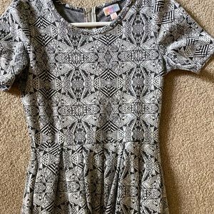 Women’s Size Lularoe XS Amelia Dress